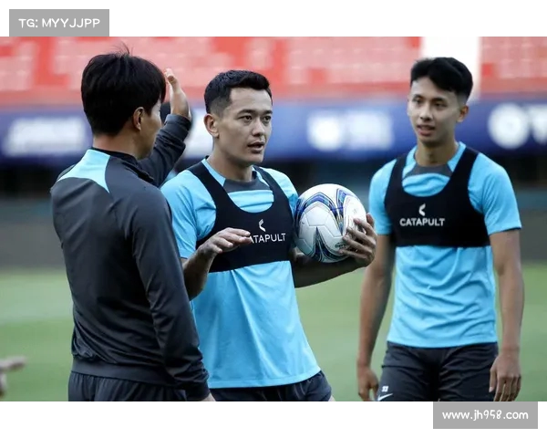 2025年夏季足球俱乐部引援名单全面分析与各大球队补强策略探讨 2025年夏季足球俱乐部引援名单全面分析与各大球队补强策略探讨